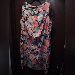 Floral sleeveless summer dress